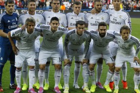 日本国家队在亚洲杯中表现出色，冲击冠军